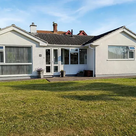 Pebblestones Holiday home *